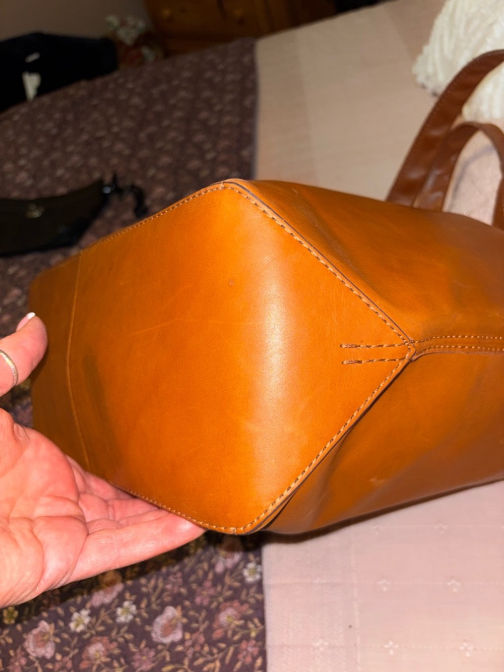 NWT Frye Carson Leather Tote in Cognac - Picture 5 of 11